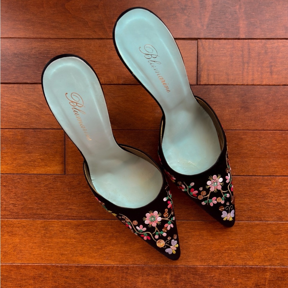 SOLD. Vintage Blumarine Y2K Heels